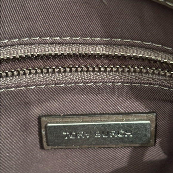 Tory Burch McGraw mixed suede and leather bag with 2 straps in silver maple - Picture 7 of 8